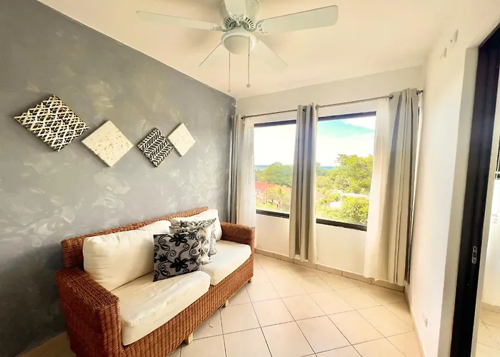 Tropical Gardens And Apartahotel Coco