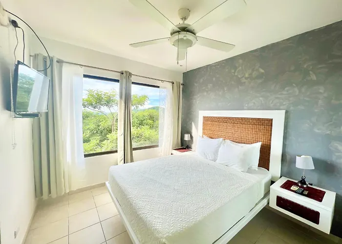 Apartahotel Tropical Gardens And Coco