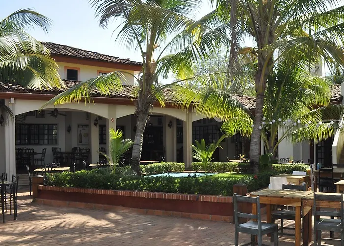 Tropical Gardens And 4* Coco